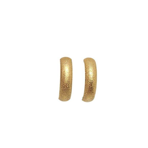 Monet Textured Clip on Hoop Earrings Gold Tone Vintage - Picture 1 of 4